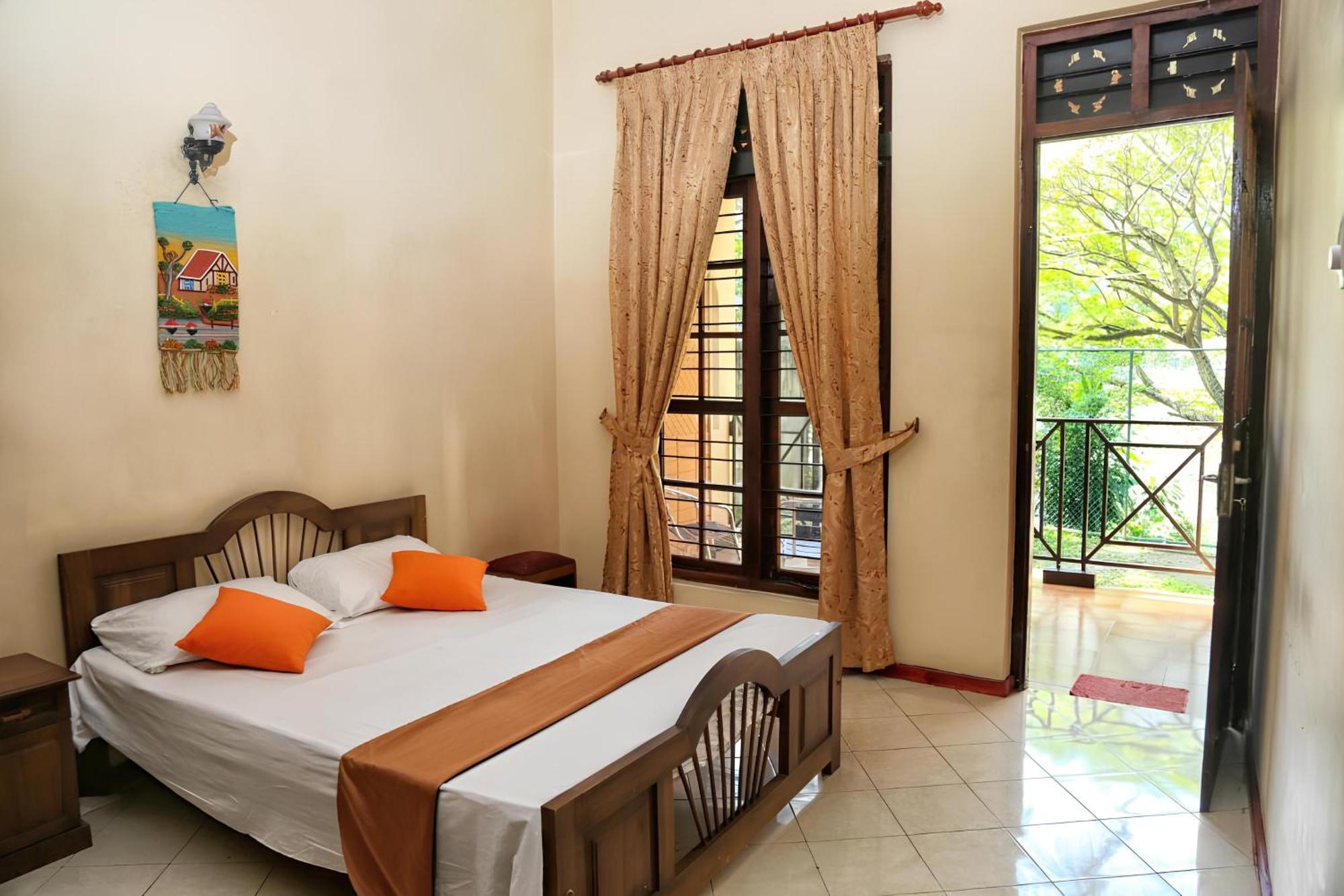 Mahaweli View Bungalow Kandy Exterior foto